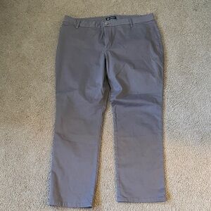Women’s Classic Straight Fit Chino Pants - Gray